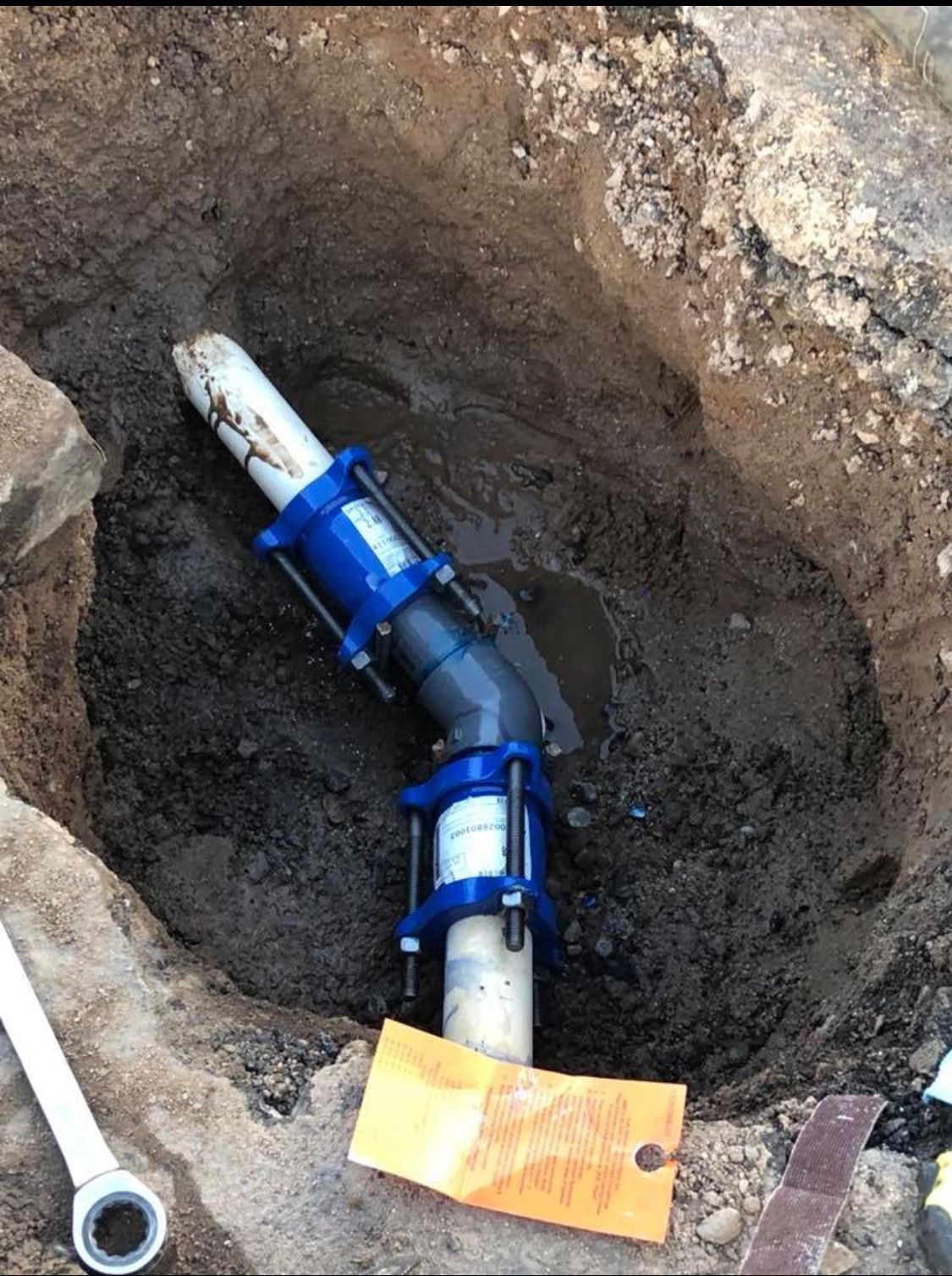 كشف تسربات المياه بجدة